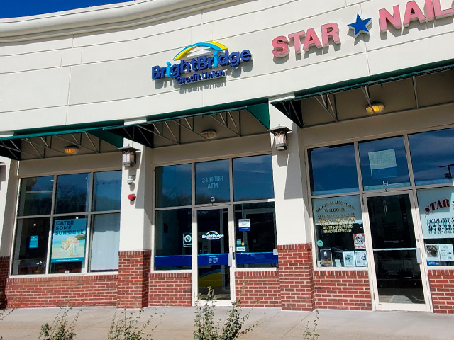 Lawrence Branch Exterior